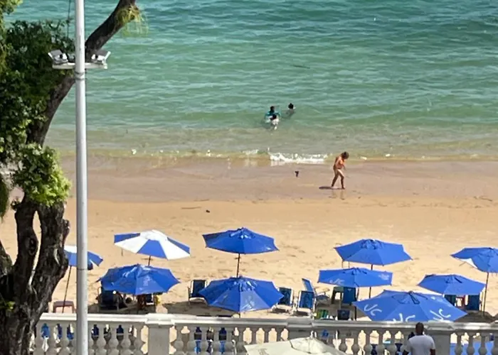 Apartamento 303 Com Ar Condicionado, A Menos De 2 Minutos Da Praia