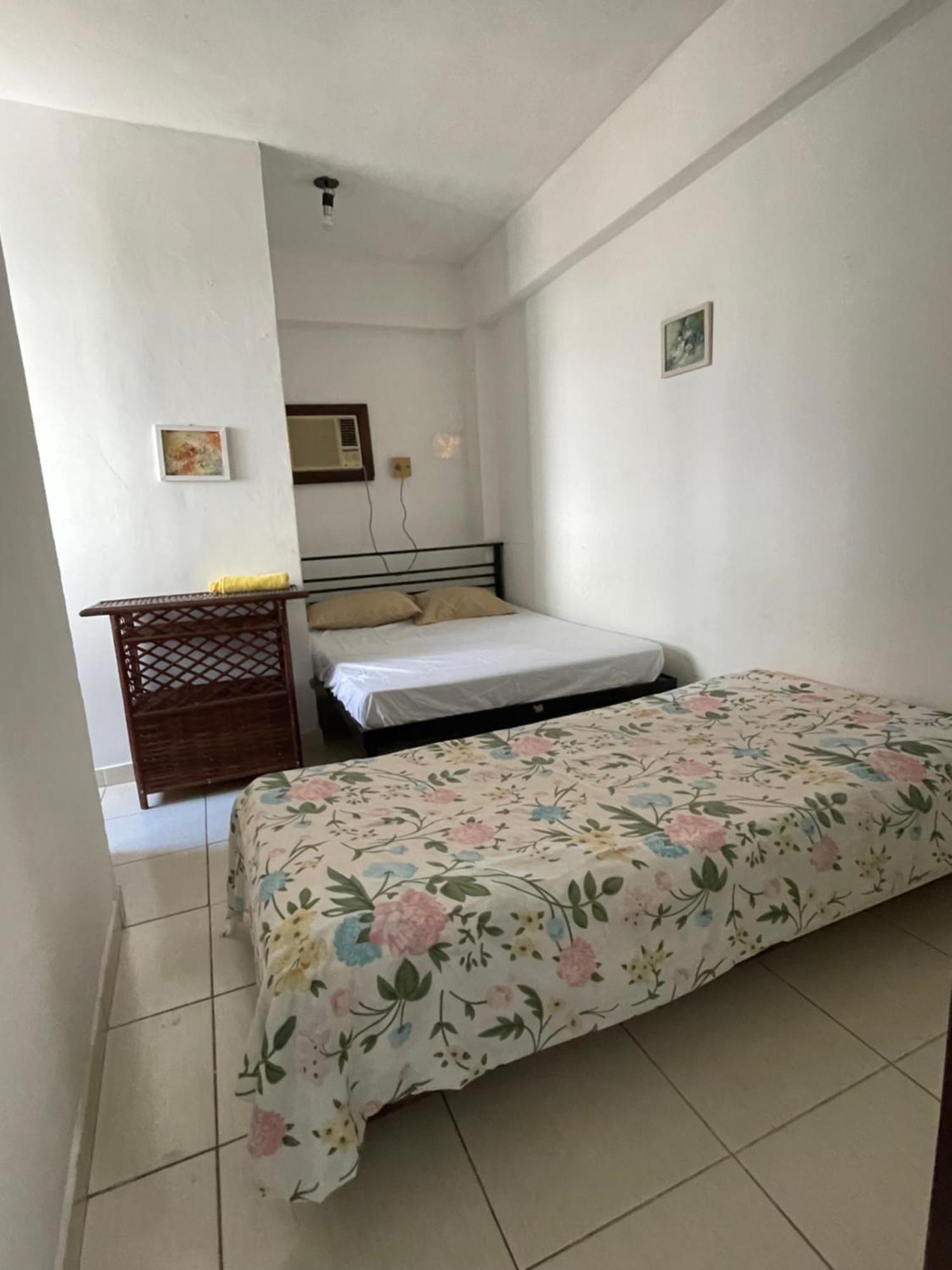 Apartamento 303 Com Ar Condicionado, A Menos De 2 Minutos Da